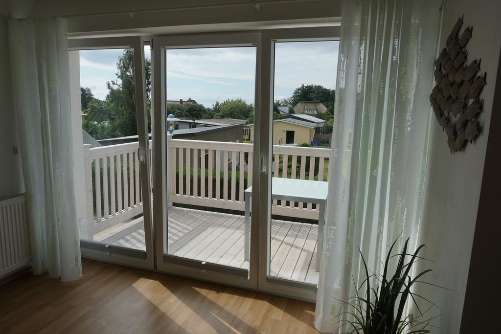 Ferienwohnungen Ruegen Findling Breege Exterior foto