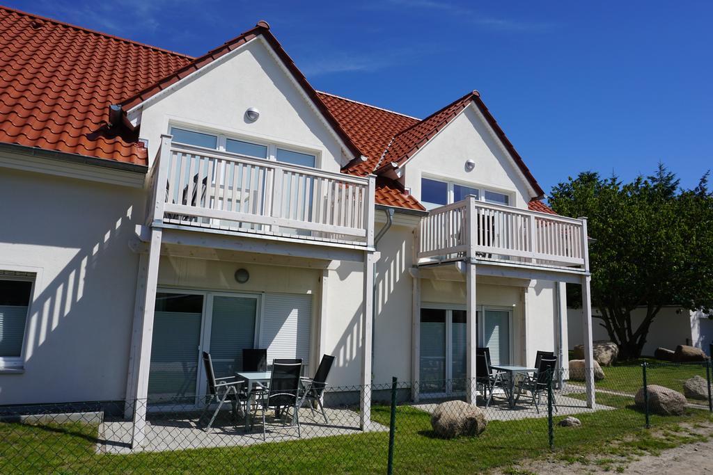 Ferienwohnungen Ruegen Findling Breege Exterior foto