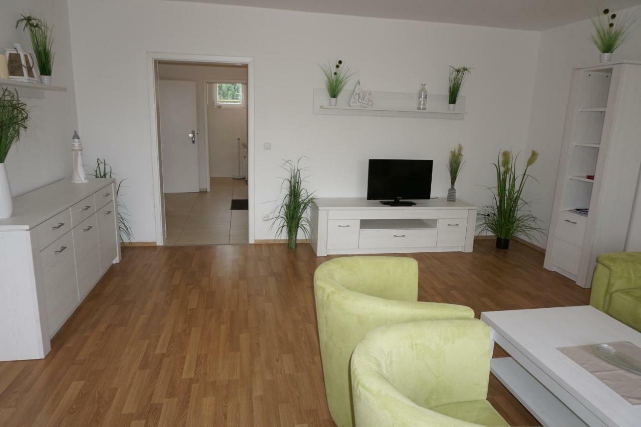 Ferienwohnungen Ruegen Findling Breege Exterior foto