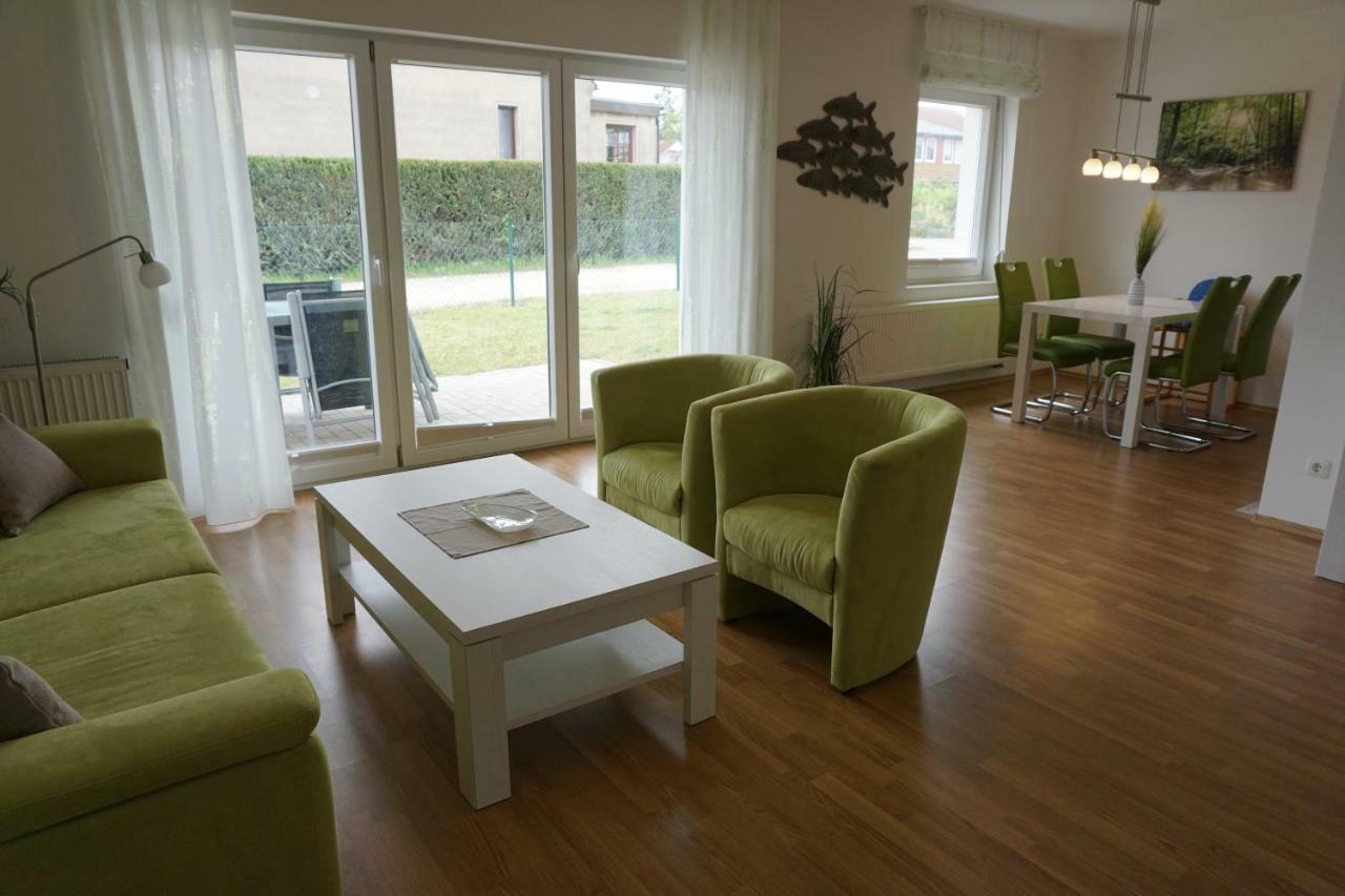 Ferienwohnungen Ruegen Findling Breege Exterior foto