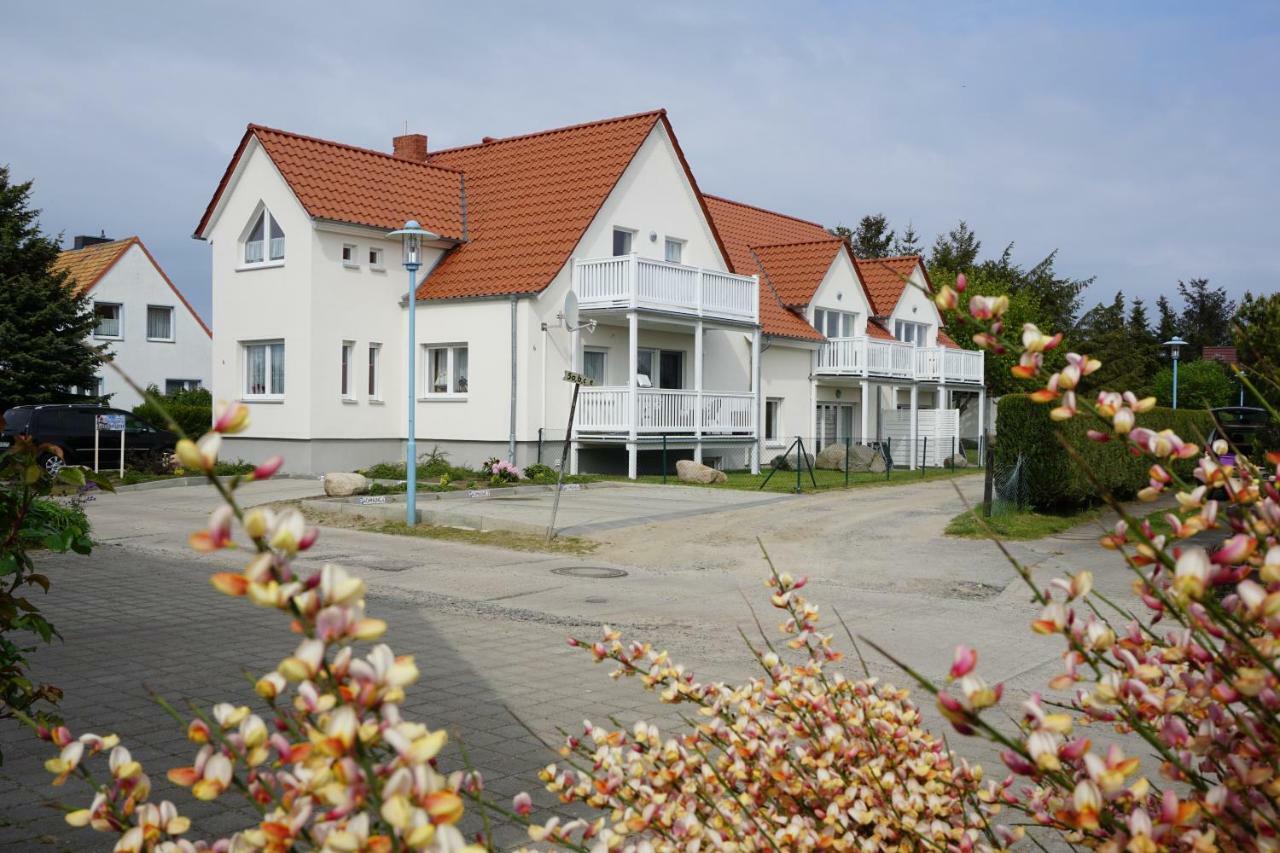 Ferienwohnungen Ruegen Findling Breege Exterior foto