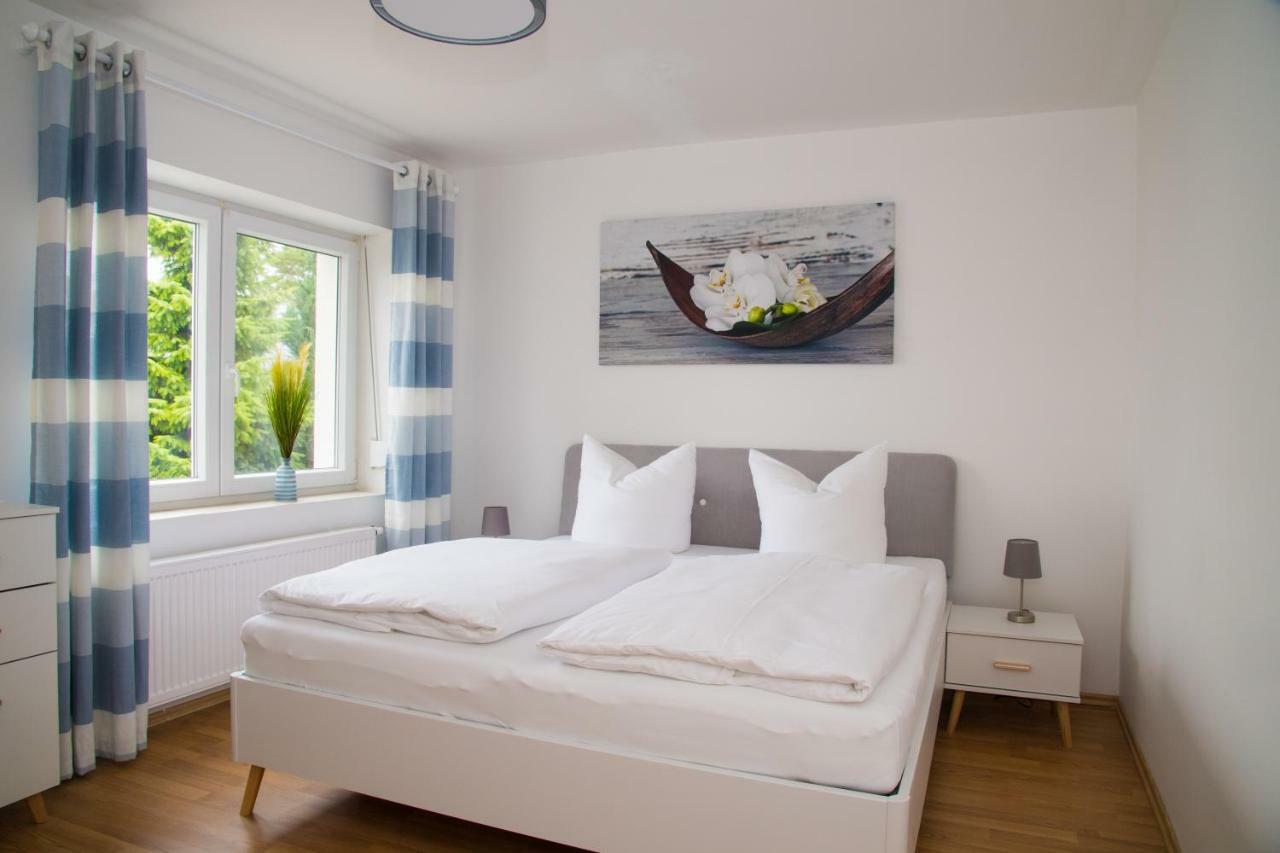 Ferienwohnungen Ruegen Findling Breege Exterior foto